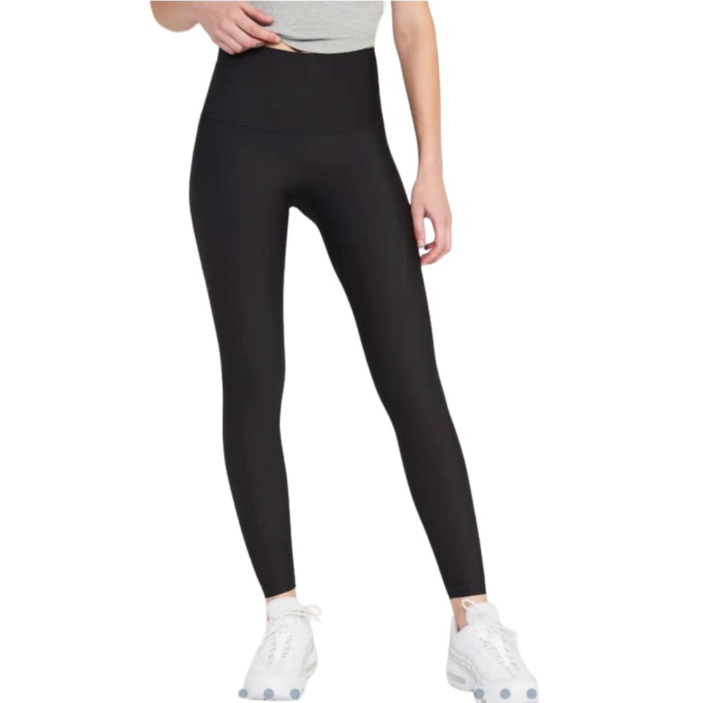 Bundle of 2 Old Navy High Rise Leggings 1 Black 1 Red - Size Medium